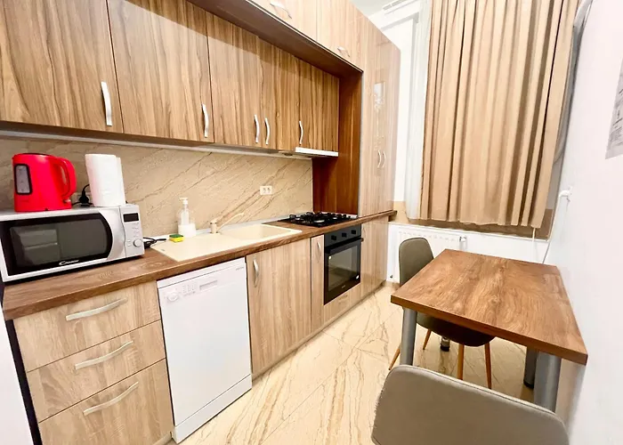 Address 14 * Бухарест